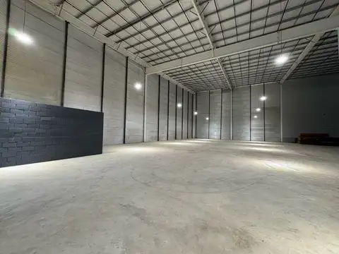 Nave en alquiler - Predio Multi-cliente