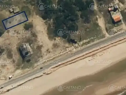 Terreno en Venta 15  mts Fondo