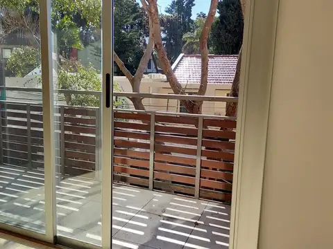 Departamento en Venta en Vicente Lopez Vias / Maipu, USD 104.000