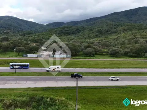 Terreno en Venta 30  mts Fondo