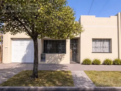 CASA | 3 AMBIENTES | PATIO | A REFACCIONAR | COCHERA | ITUZAINGÓ SUR