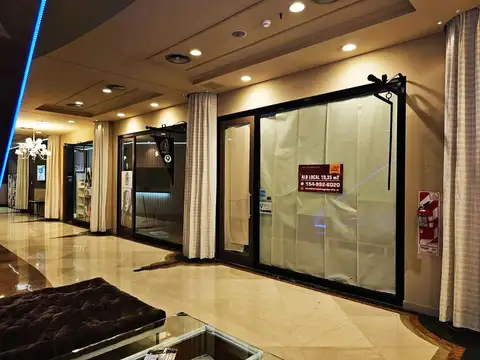 Local en alquiler en Microcentro en Galería del Este, sobre 