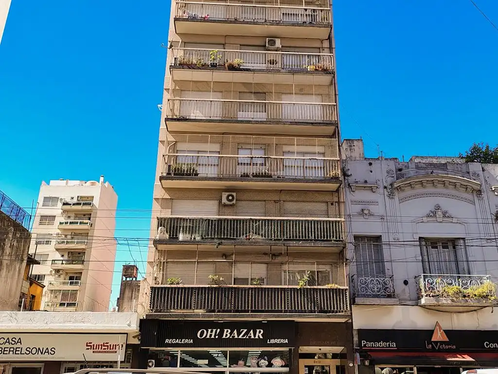 Av. Corrientes 5800, Piso 6