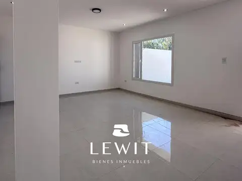 Depto Tipo Casa en Venta de 3 dormitorios