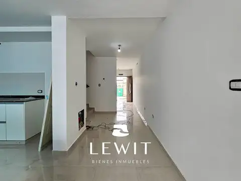 Depto Tipo Casa en Venta de 3 dormitorios