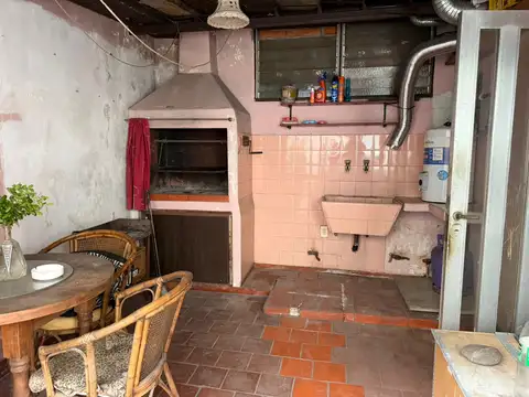 Depto Tipo Casa en Venta 40 años