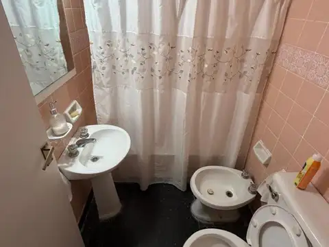Departamento en Alquiler en Monserrat, $ 600.000