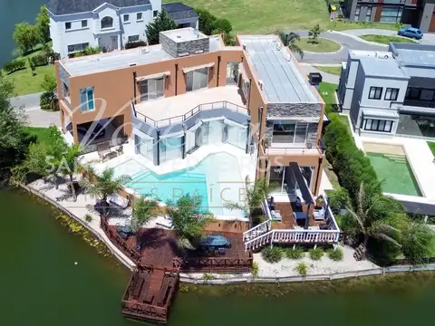 Casa En Venta Las Golondrinas