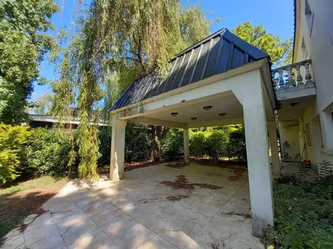 Congreve 900, Loma Verde, Buenos Aires Province,