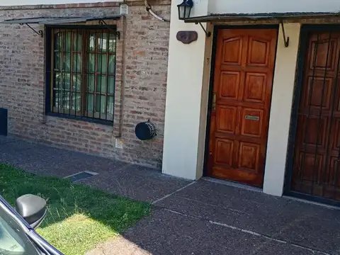TRIPLEX EN VENTA EN HAEDO