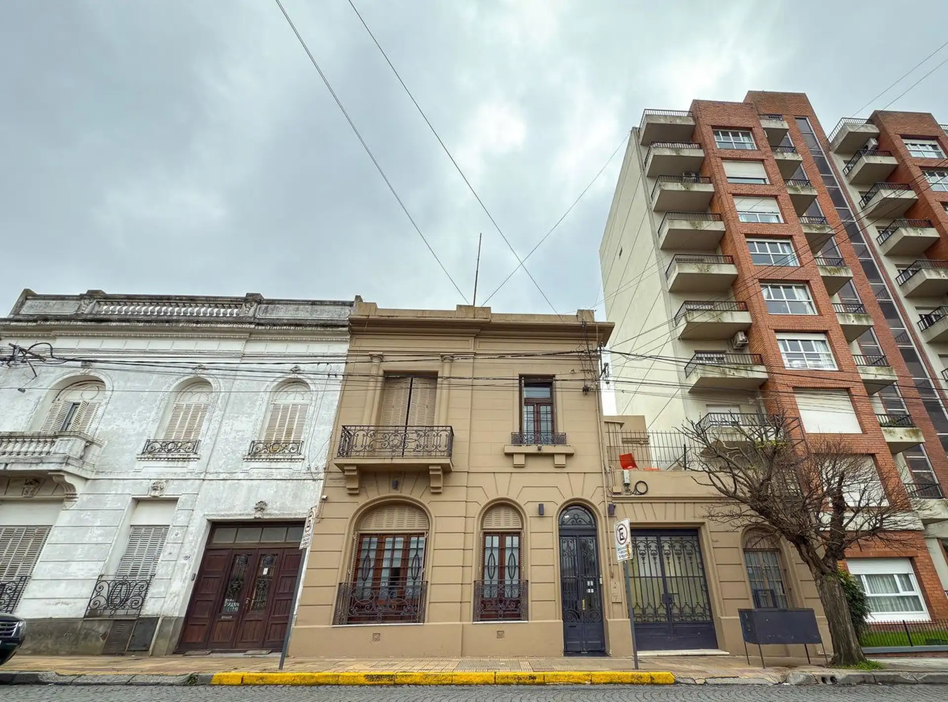 Casa 18 dorm, 700m² en Maipú 600 — Ideal inversión