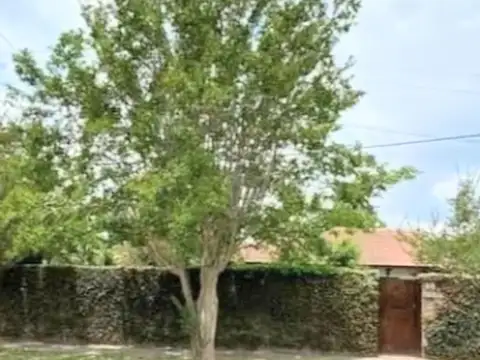 LOTE/CASA  en City Bell /INVERSORES