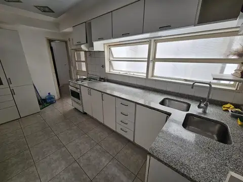 Depto Tipo Casa en Alquiler en Caballito, $ 2.300.000