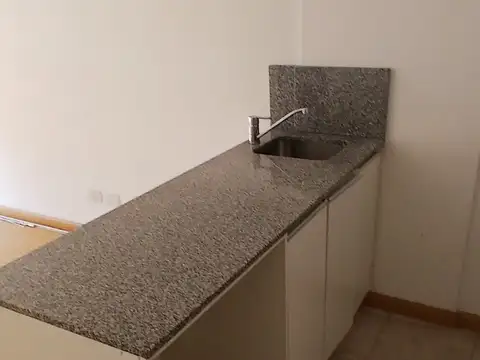 Departamento en Alquiler en Caballito Sur, $ 700.000