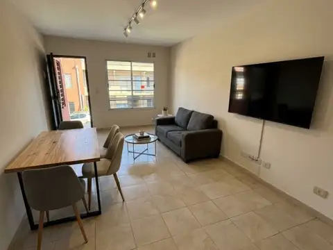 Departamento en alquiler c/ cochera en Bella Vista