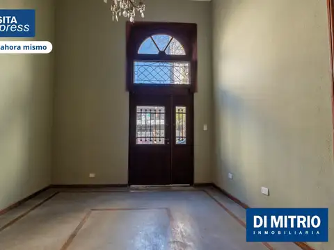 Depto Tipo Casa en Venta 80 años