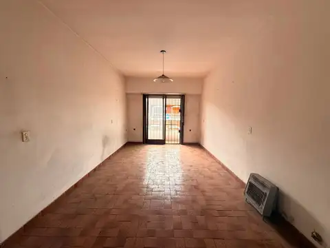 Depto Tipo Casa en Venta 56 años