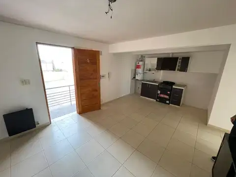 Departamento 3 ambientes con 1 baño