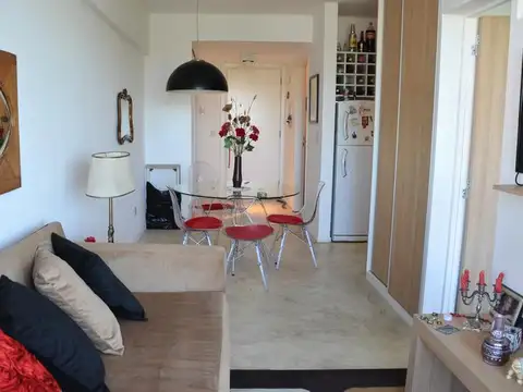 Venta Departamento 2 ambientes amoblado en Puerto Madero- Madero Harbour Residences - Piscina