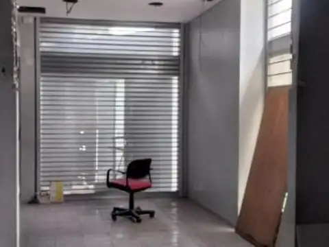 Local en Venta en Olivos, USD 1.235.000