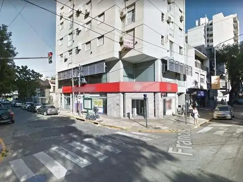 Local en Venta en Olivos, USD 1.235.000