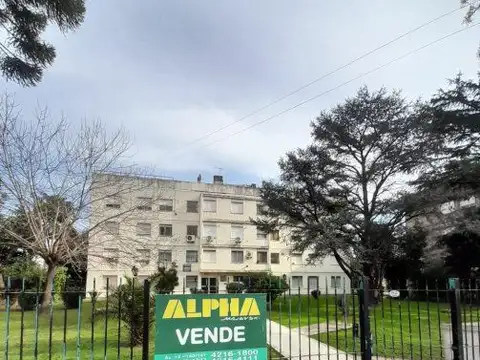 Departamento de 2 amb. con estacionamiento en venta