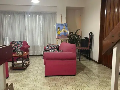 Casa en Venta en Castelar, USD 165.000