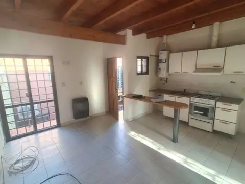 Departamento en Alquiler en Sección 5 Residencial Sur, $ 540.000