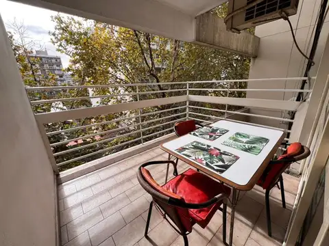 DEPTO 3 AMBIENTES EN VENTA BALCON TERRAZA FLORES