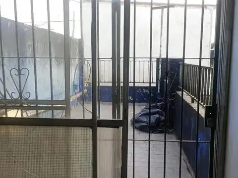 Depto Tipo Casa en Venta 40 años