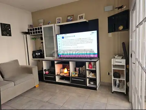Depto Tipo Casa en Venta de 3 ambientes
