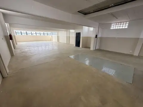 Depósito en Monte Castro