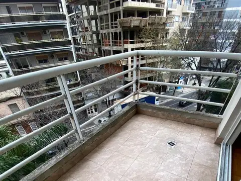 Avenida Juan Bautista Alberdi 2700