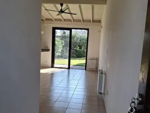Departamento en Alquiler en Casas Del Alto, $ 750.000