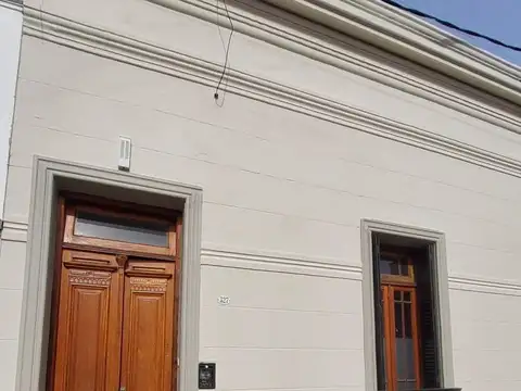 Casa - Alquiler - Argentina, Concordia - 1º DE MAYO 300