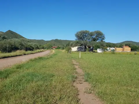 Lote - Venta - 1049 m2- Barrio el Corcovado, excelente vista. Cod 2105