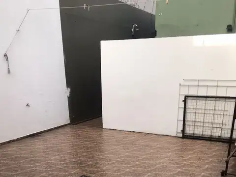 Depto Tipo Casa en Alquiler de 2 dormitorios
