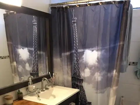 Casa en Venta en Castelar, USD 165.000