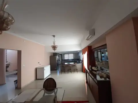 Casa en Venta en Gregorio de Laferrere, USD 510.000