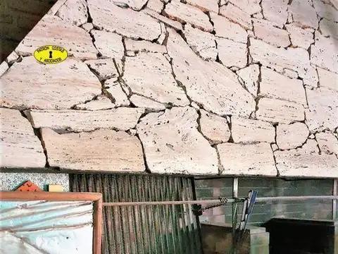 Casa en Venta con 3 cocheras