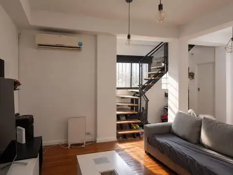 Depto Tipo Casa en Venta en Parque Chacabuco, USD 110.000