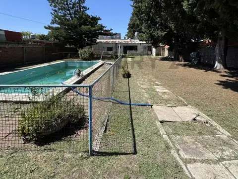 Terreno en Venta en Los Hornos, USD 120.000