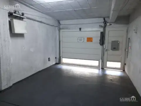 Venta Cochera cubierta con baulera -  Nuñez a 2 cuadras Av. Cabildo