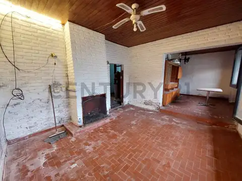 Venta Chalet en ph 3 ambientes c/ cochera. Zona Punta Mogotes