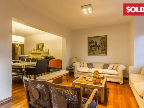 Casa 5 ambientes con 2 baños