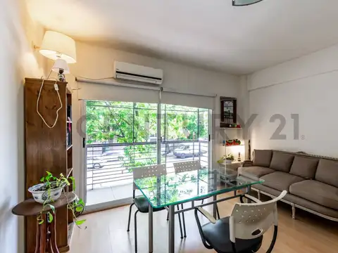 DEPARTAMENTO LUMINOSO CON BALCÒN. APTO PROFESIONAL