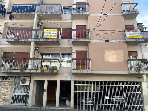 Doctor Heriberto Pisano 400, Piso 2