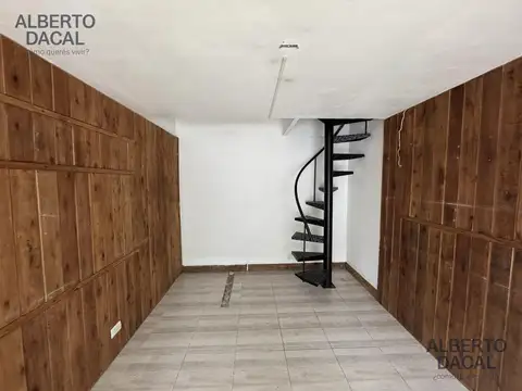 Local en Alquiler en City Bell, $ 820.000