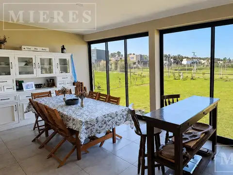 Casa en Venta 1 año