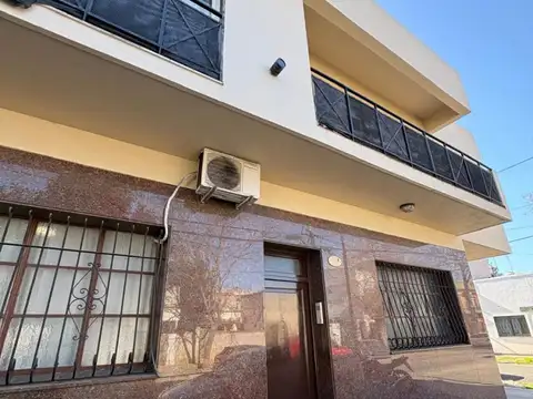 Departamento en Alquiler de 4 ambientes